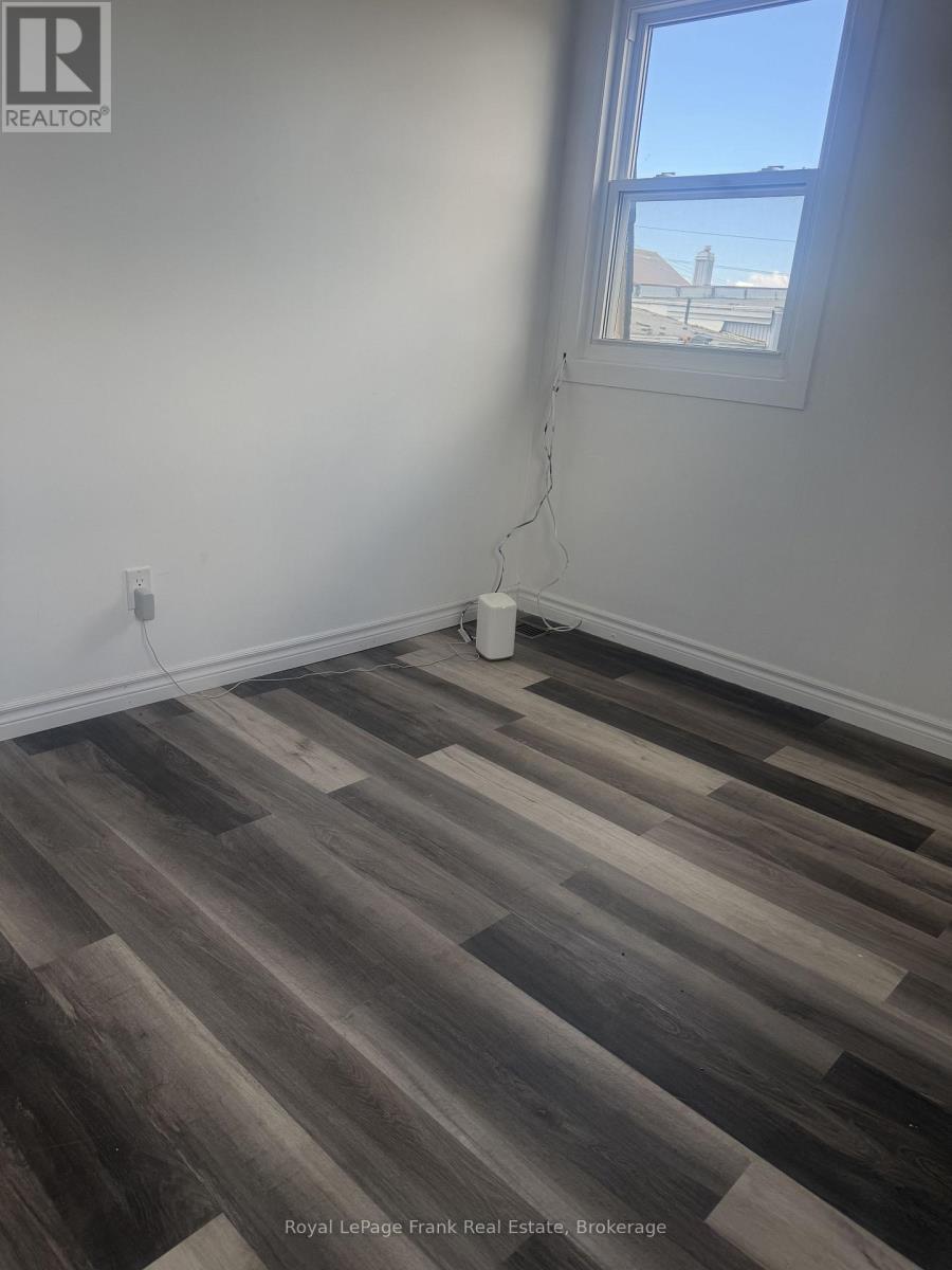 2 West - 10 Brock Street Property Photo 6
