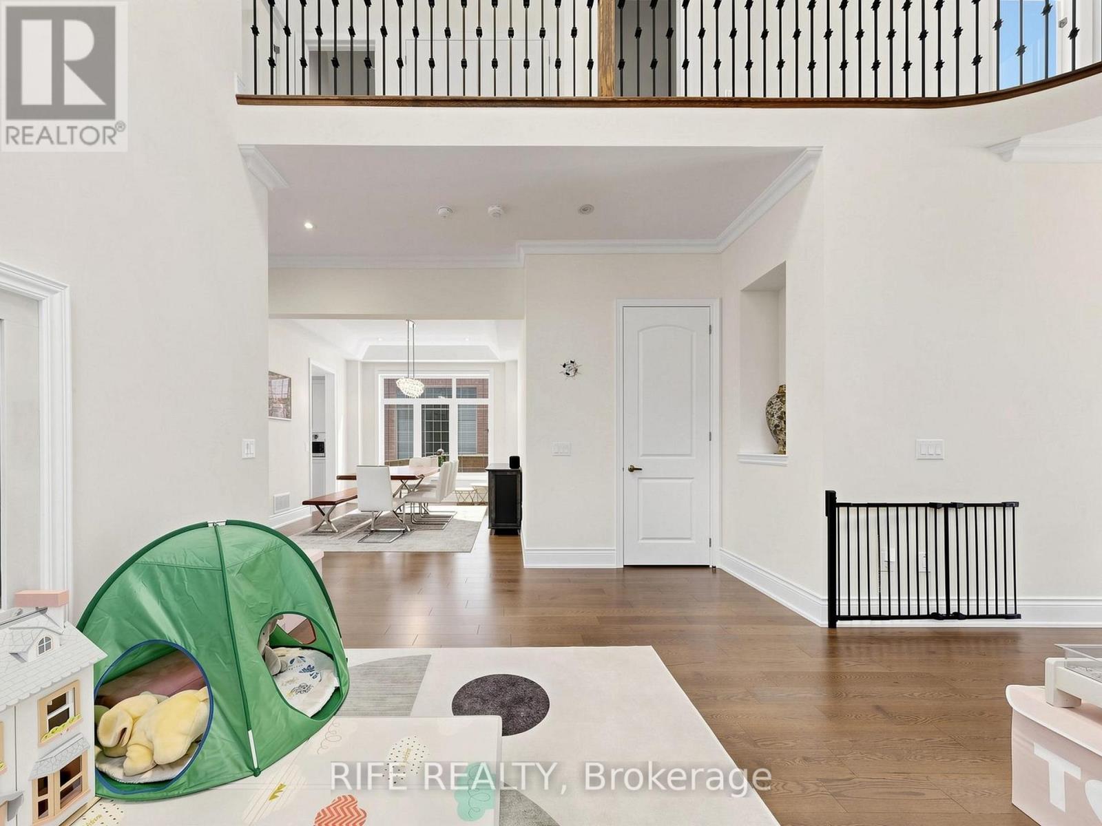 18 Rossini Drive Property Photo 6