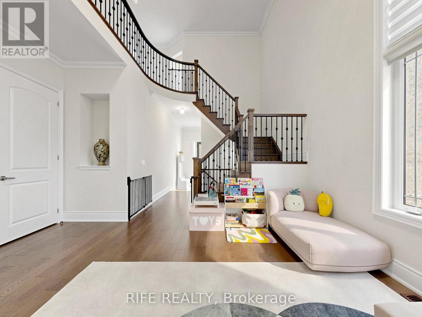 18 Rossini Drive Property Photo 7