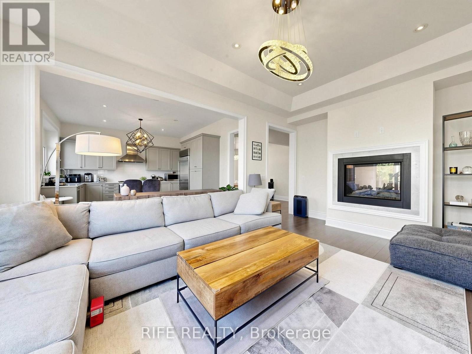 18 Rossini Drive Property Photo 16