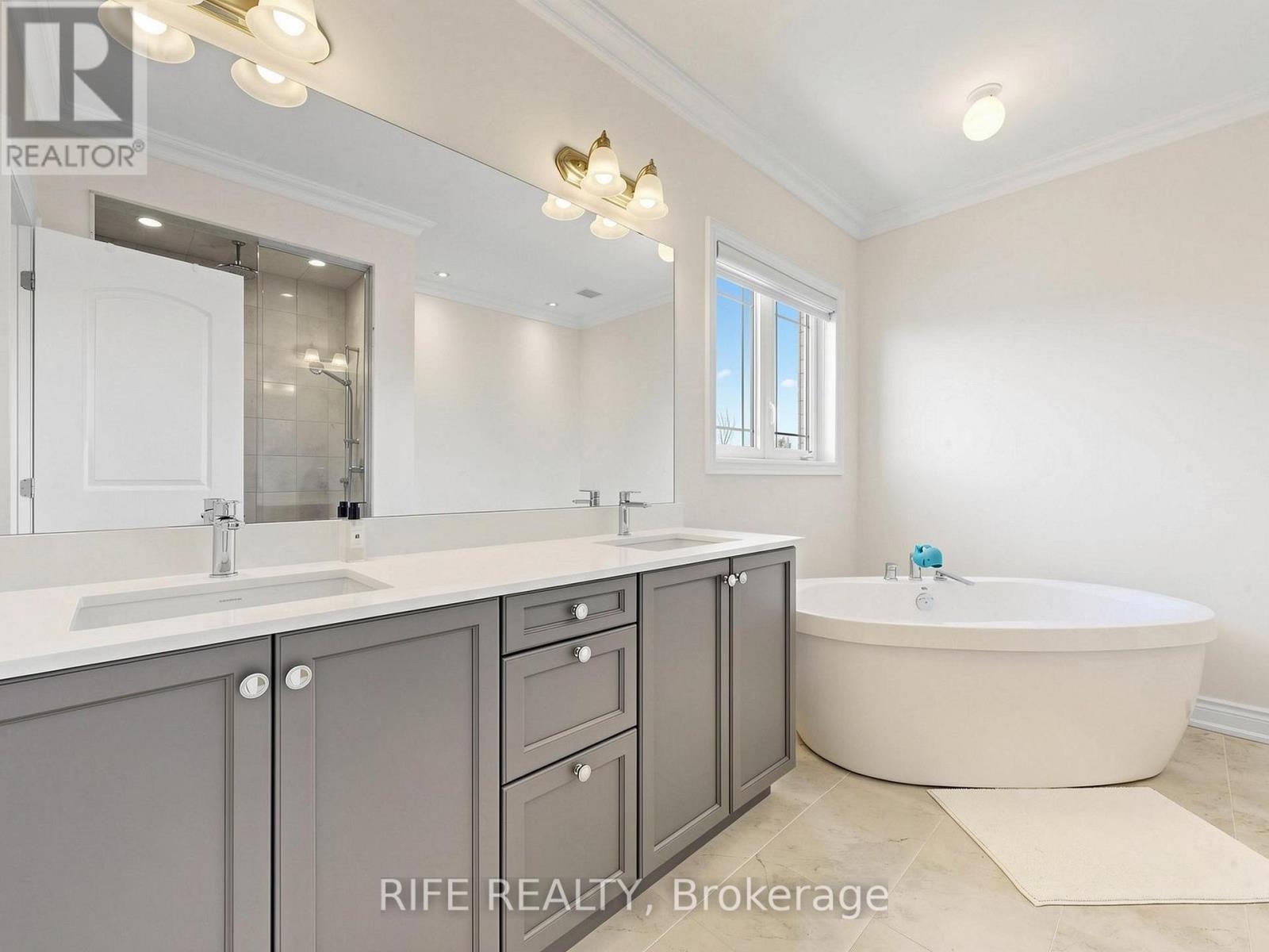 18 Rossini Drive Property Photo 27