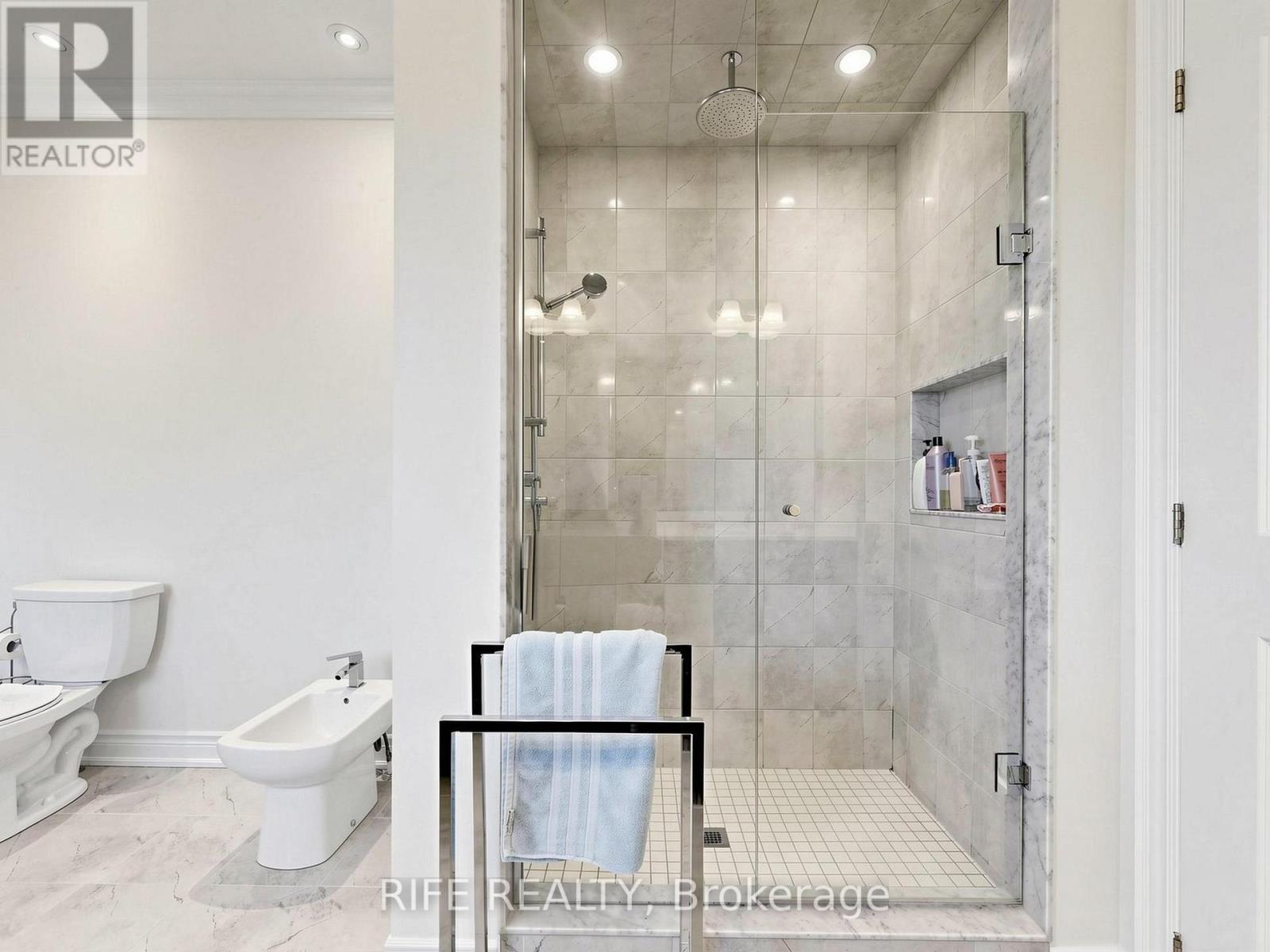 18 Rossini Drive Property Photo 29