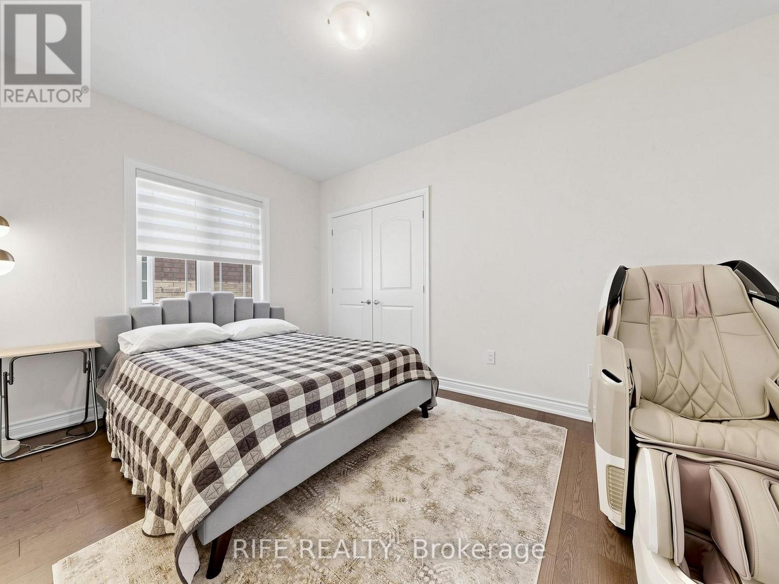18 Rossini Drive Property Photo 34