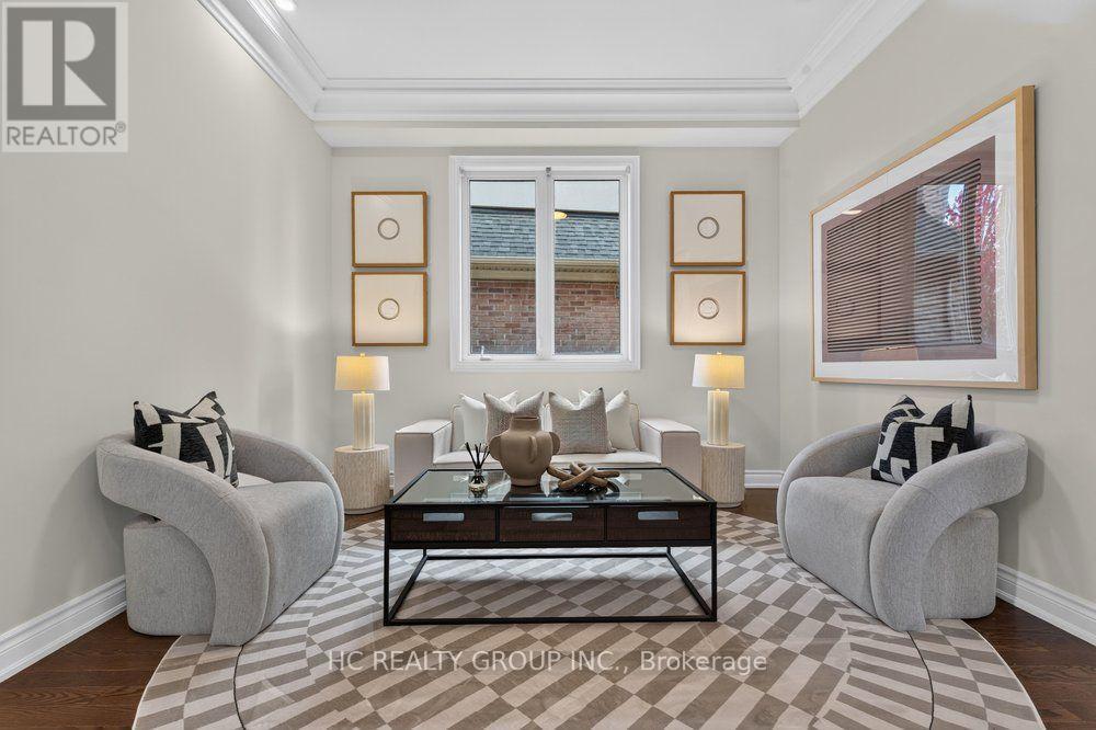 39 Royal West Road Property Photo 10