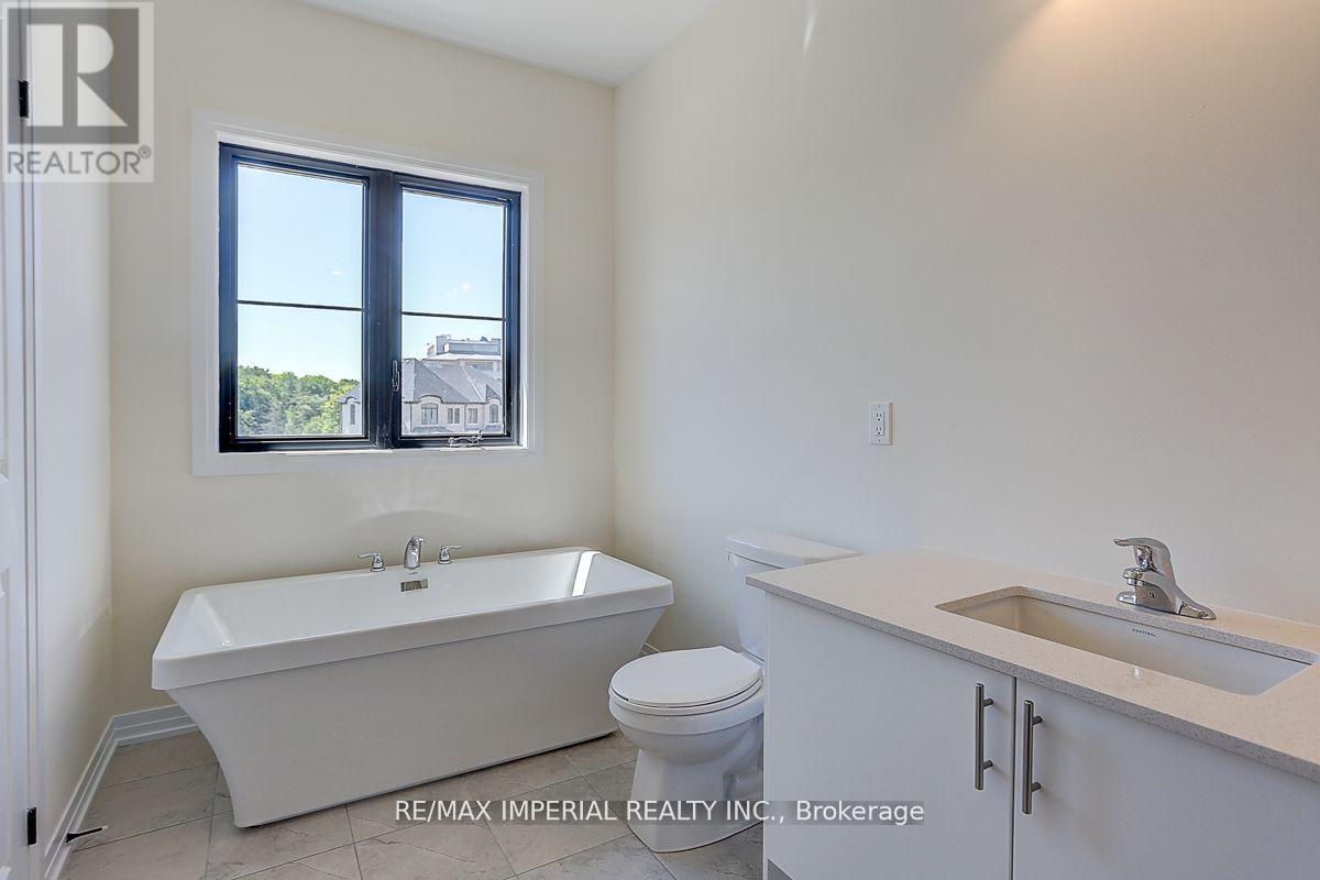 113 De La Roche Drive Property Photo 9