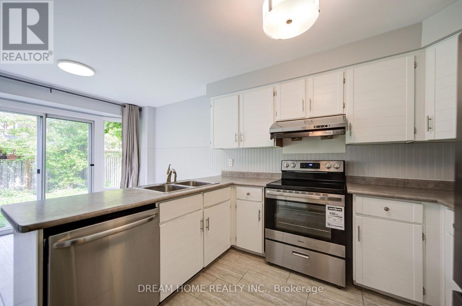 30 Garnish Green Property Photo 16