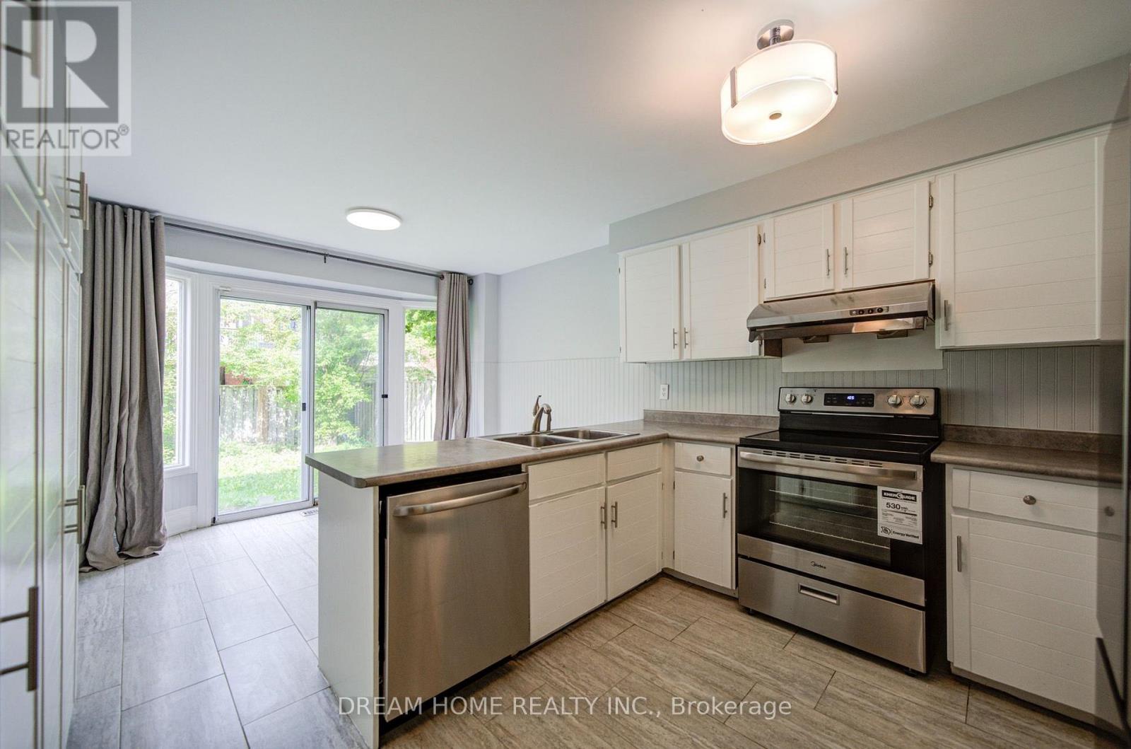 30 Garnish Green Property Photo 18