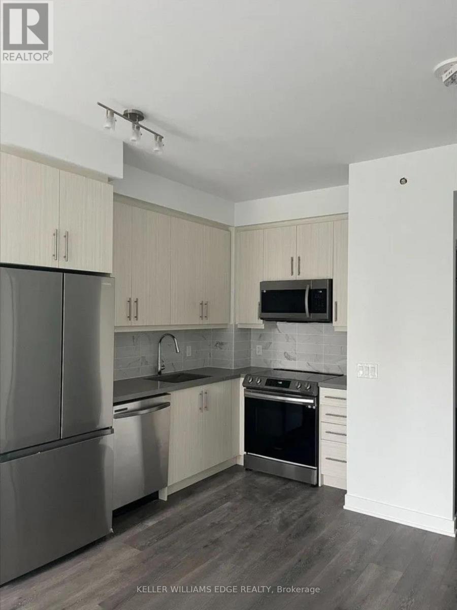 401 - 105 Oneida Crescent Property Photo 3
