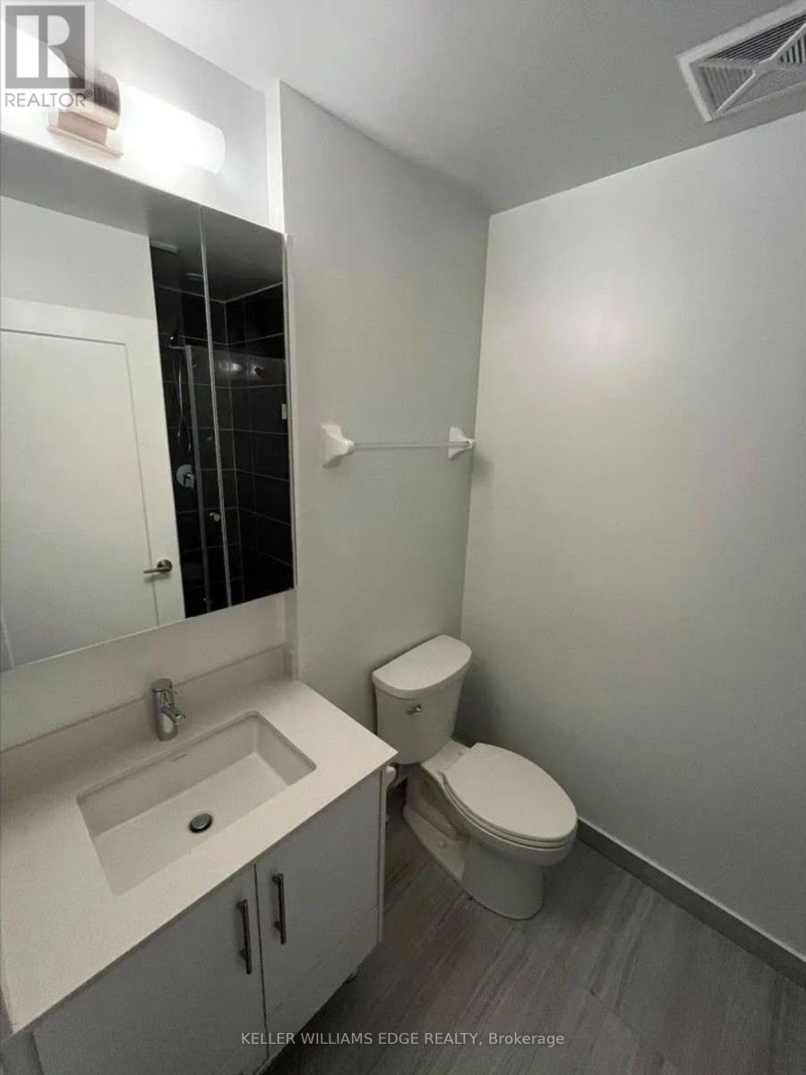 401 - 105 Oneida Crescent Property Photo 7