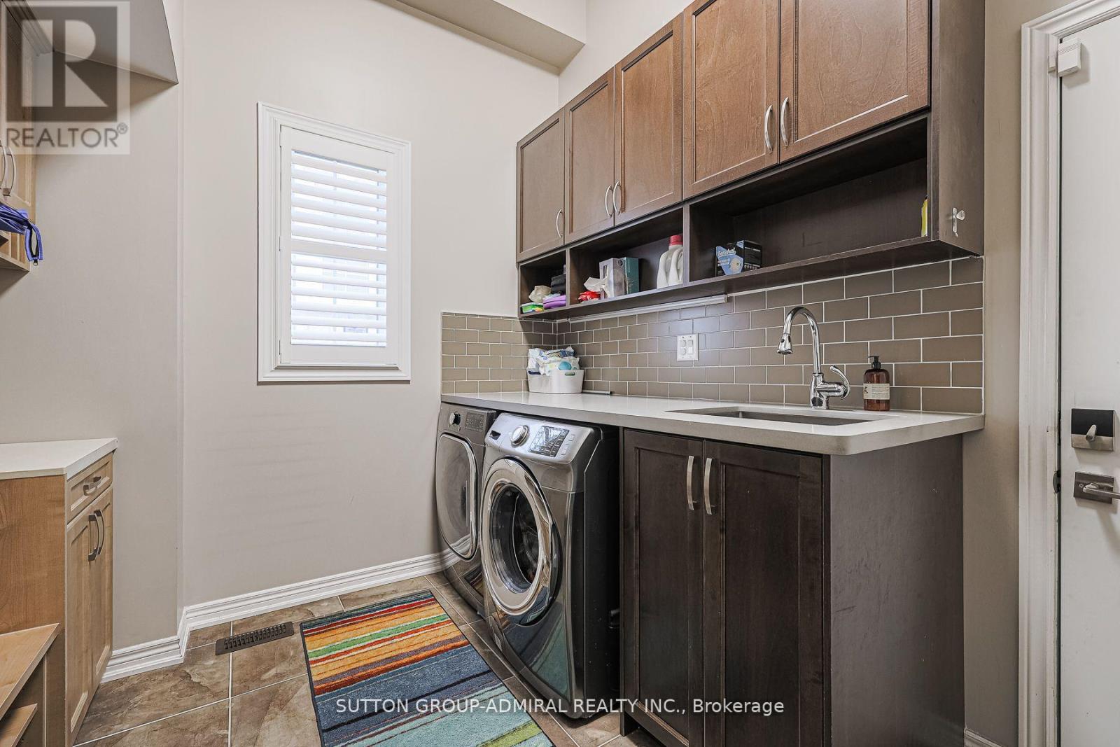 163 Heintzman Crescent Property Photo 15