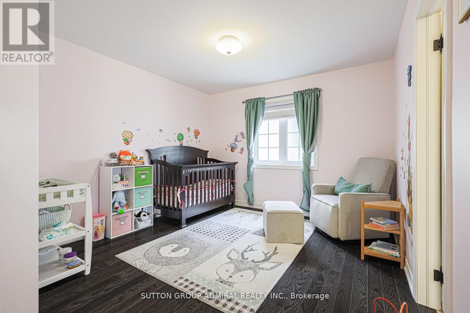 163 Heintzman Crescent Property Photo 26