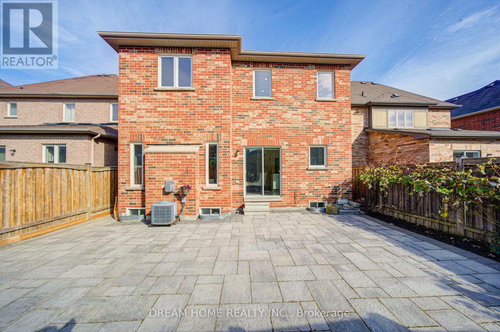 36 Everett Street Property Photo 45