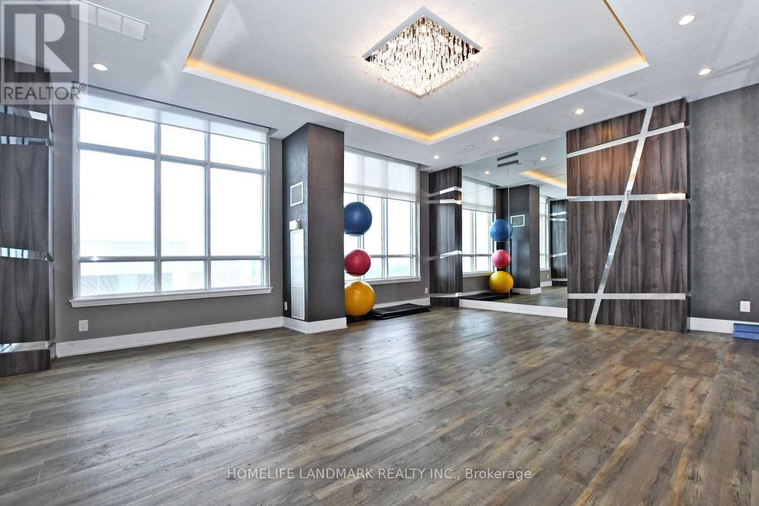 Nw-201 - 9201 Yonge Street Property Photo 17