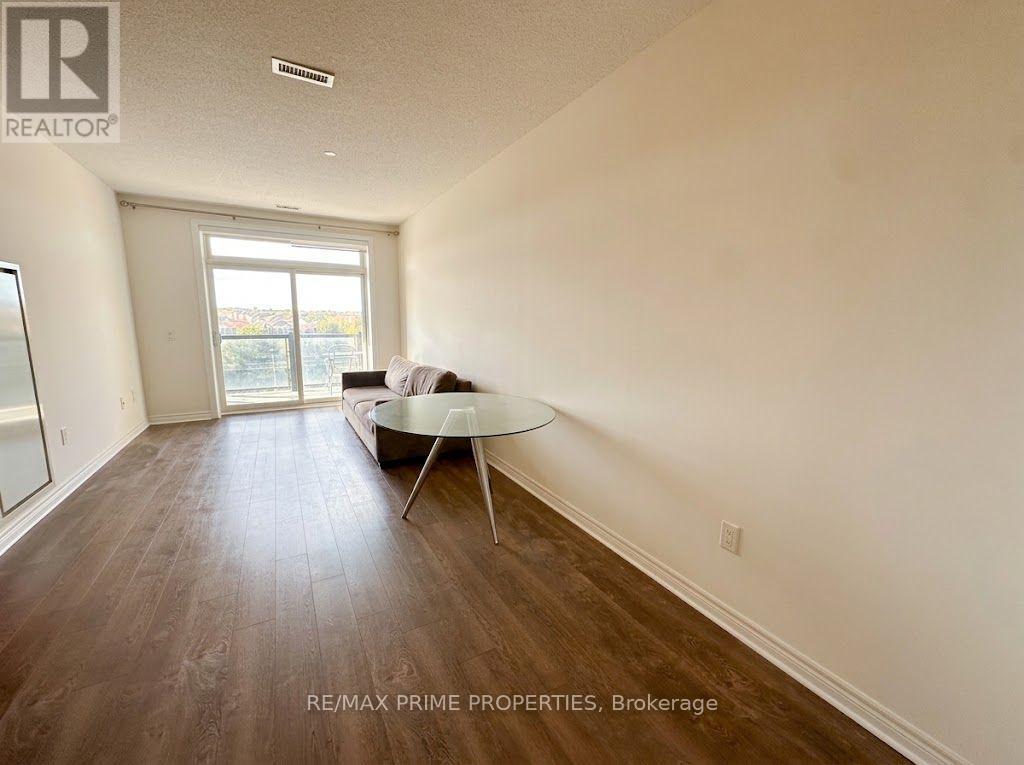 521 - 7325 Markham Road Property Photo 4