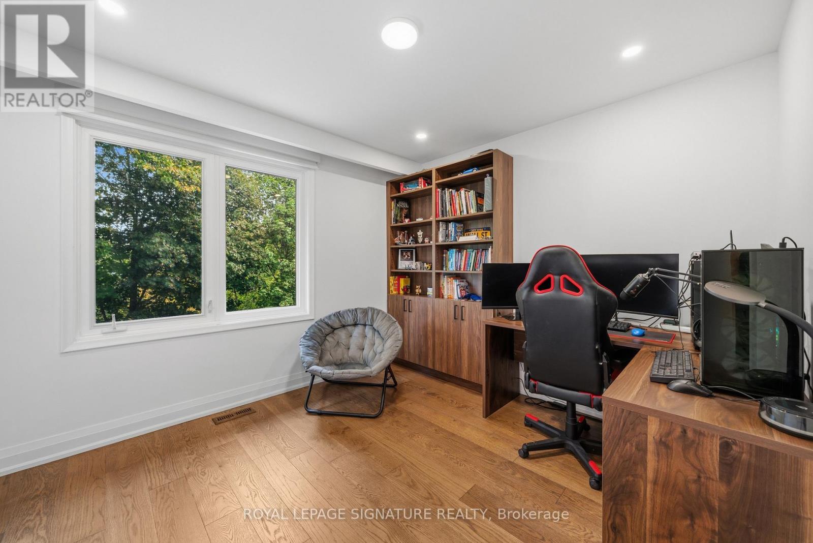 20 Cherry Blossom Lane Property Photo 32