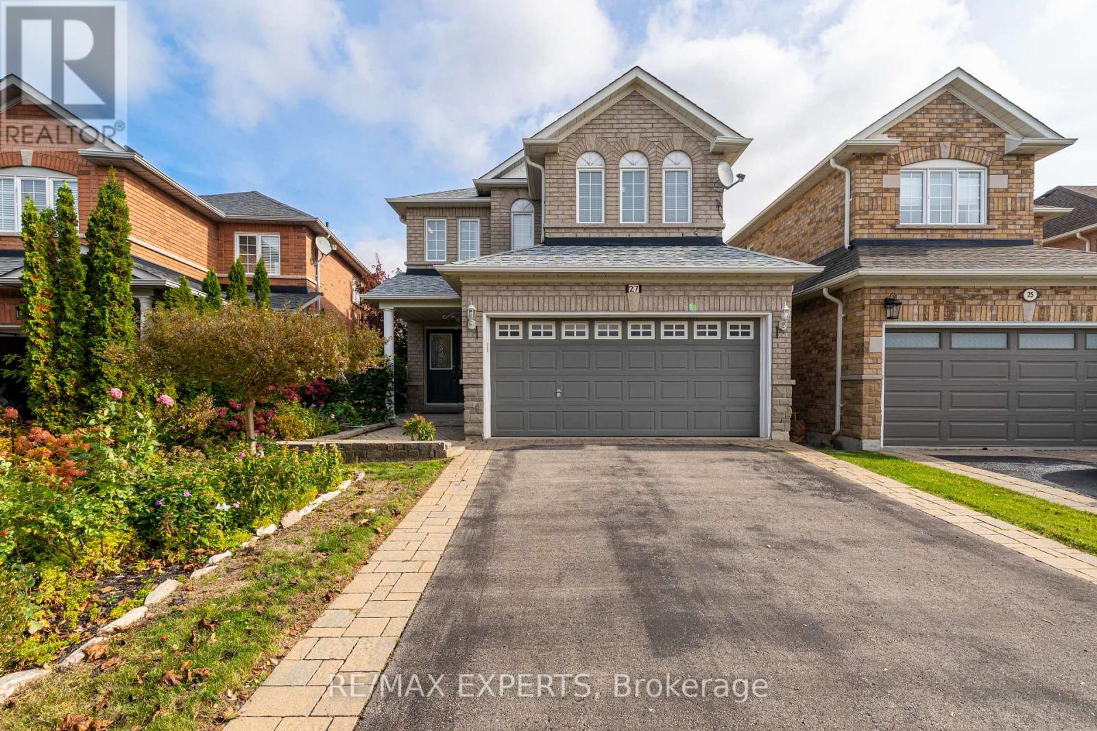 27 Mallard Marsh Crescent Property Photo 1