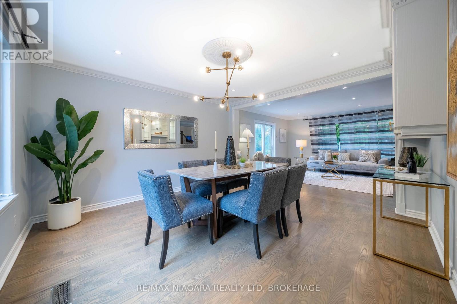 2 Aitken Circle Property Photo 13