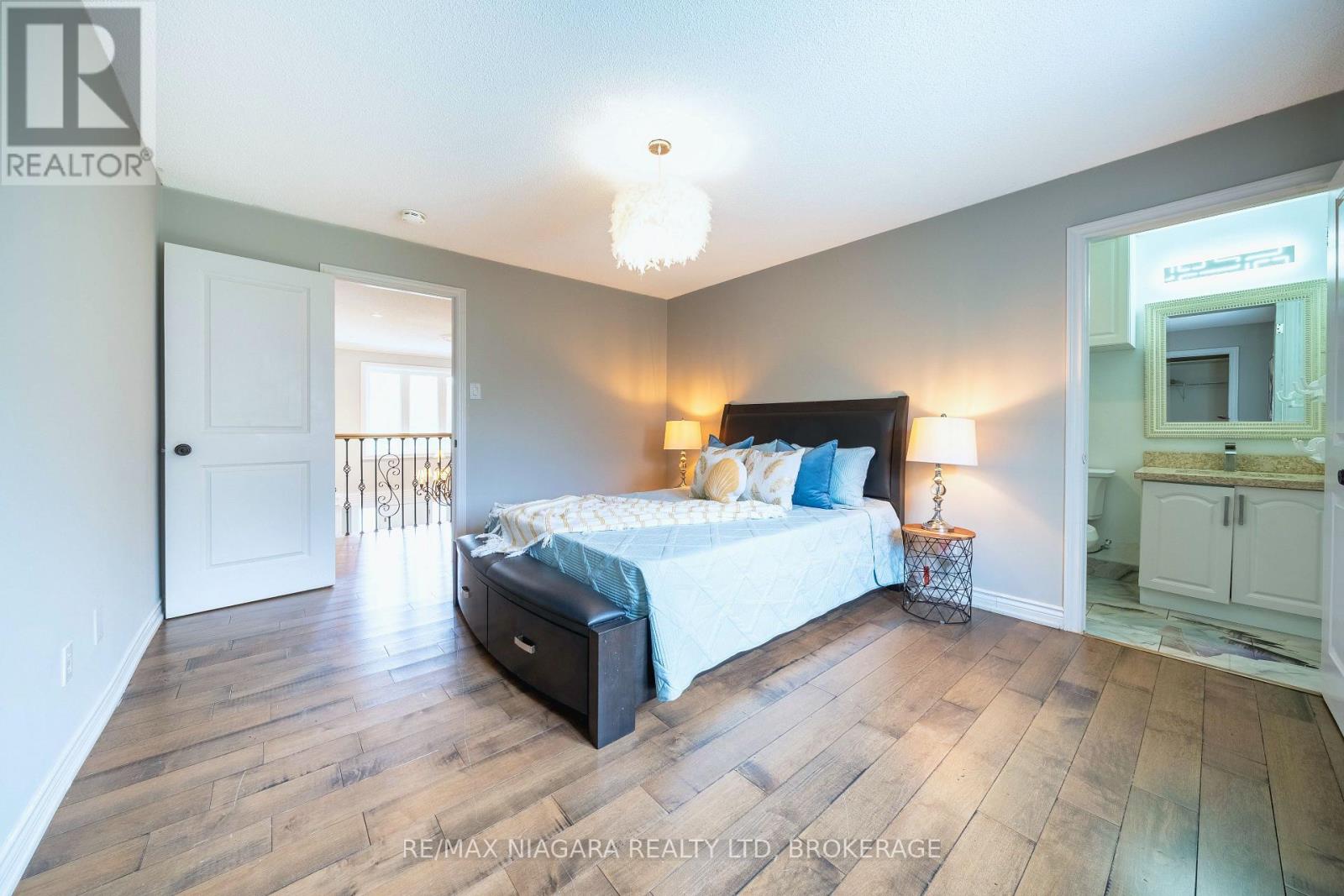 2 Aitken Circle Property Photo 28