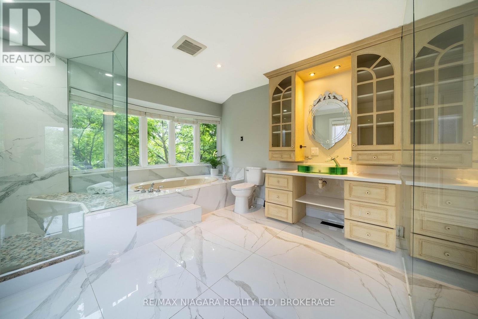 2 Aitken Circle Property Photo 32