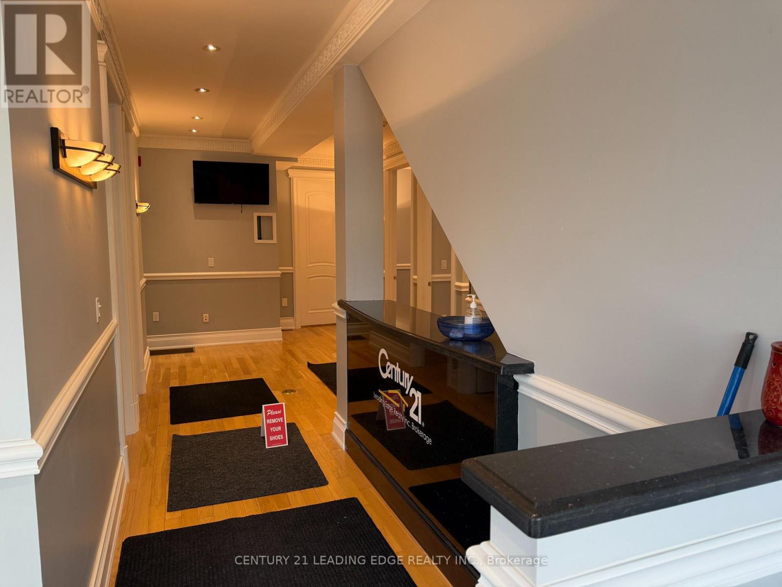 A - 15132 Yonge Street Property Photo 4