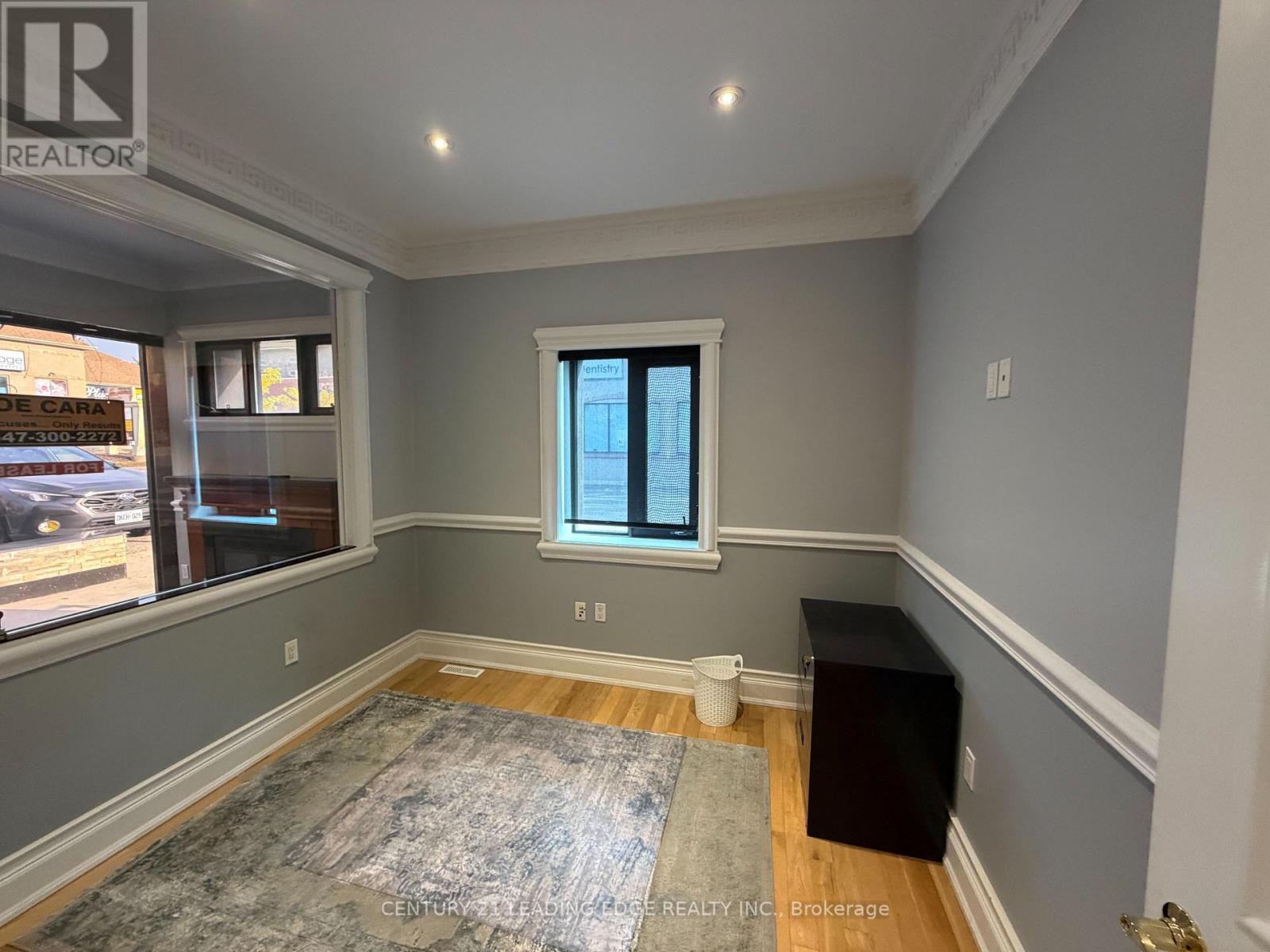 A - 15132 Yonge Street Property Photo 7