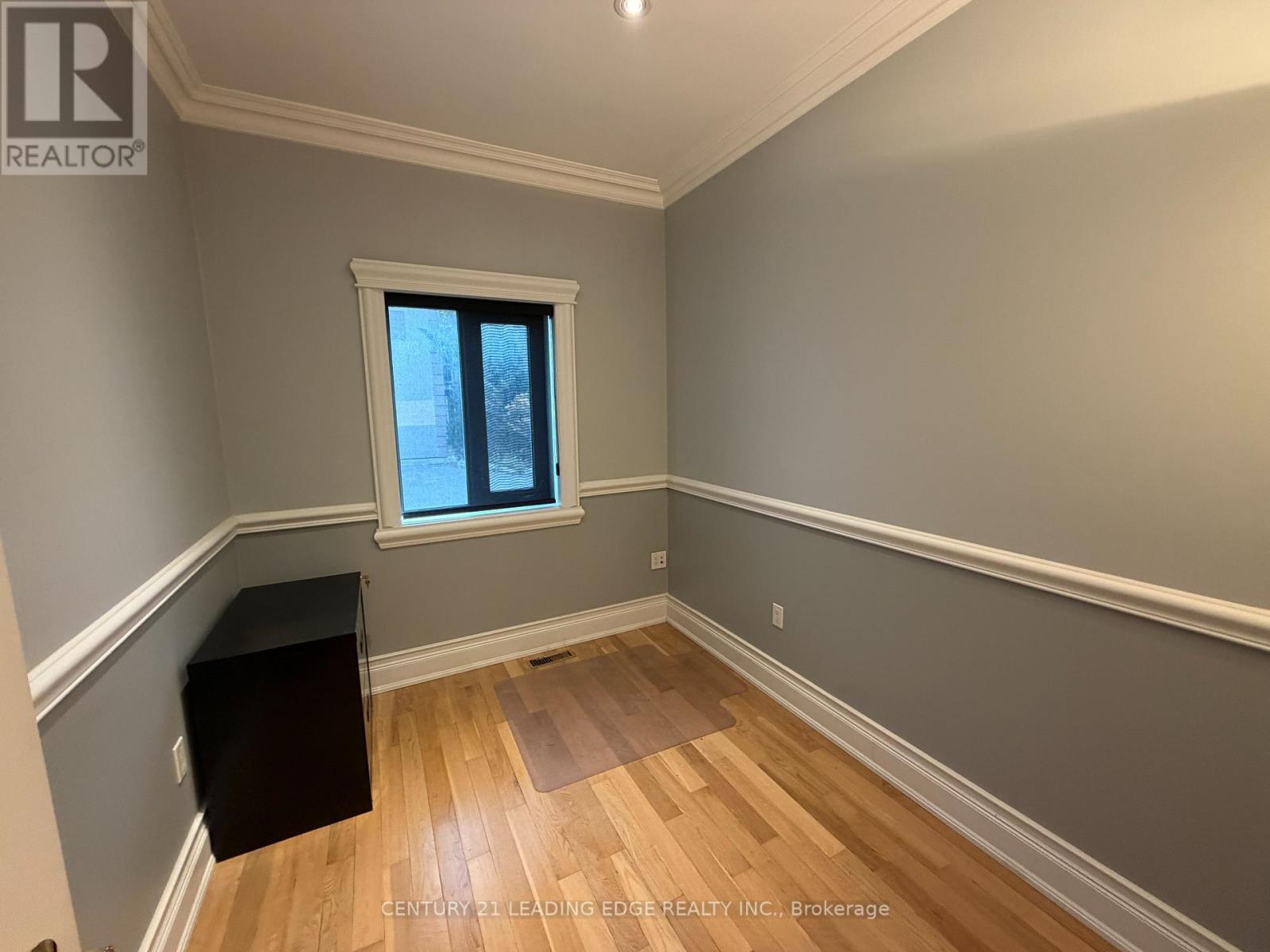 A - 15132 Yonge Street Property Photo 8