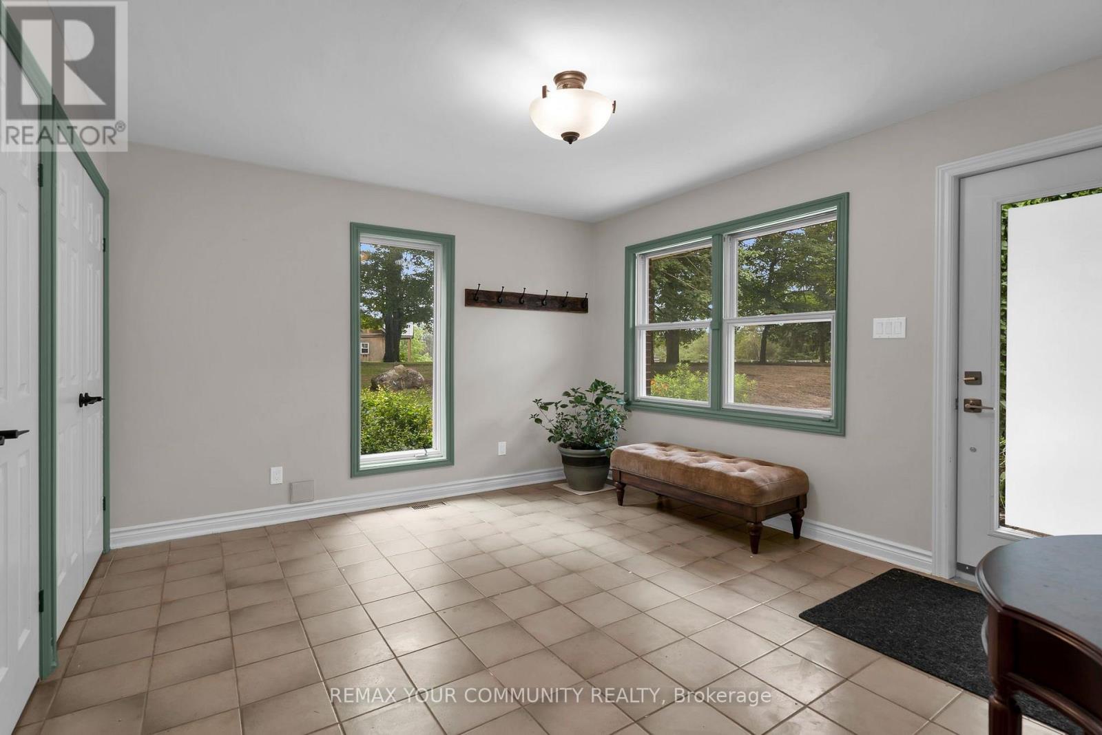 273 Wees Road Property Photo 17