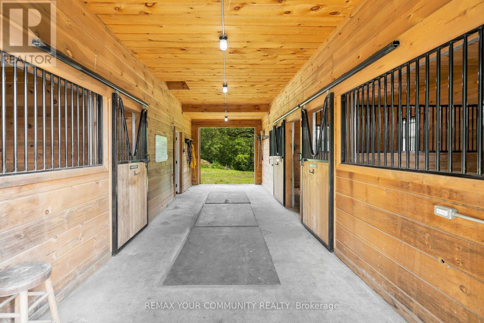 273 Wees Road Property Photo 39