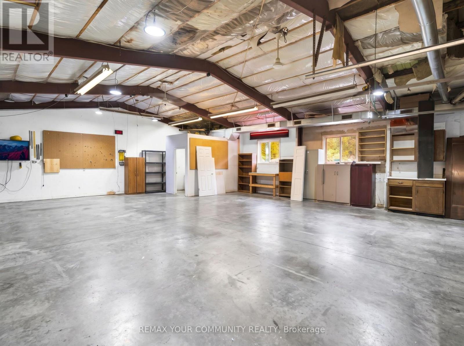 273 Wees Road Property Photo 45