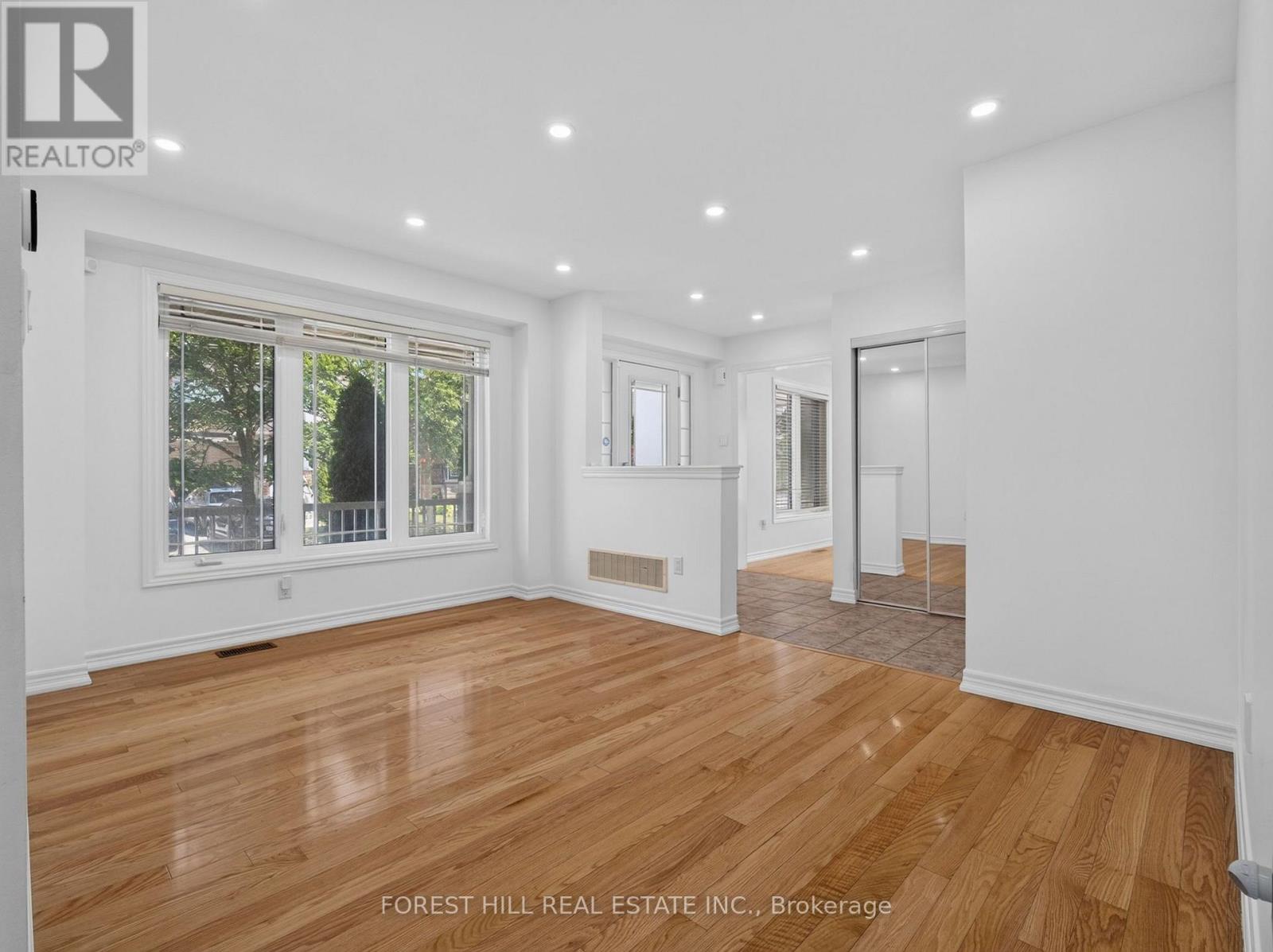 95 Stoyell Drive Property Photo 3