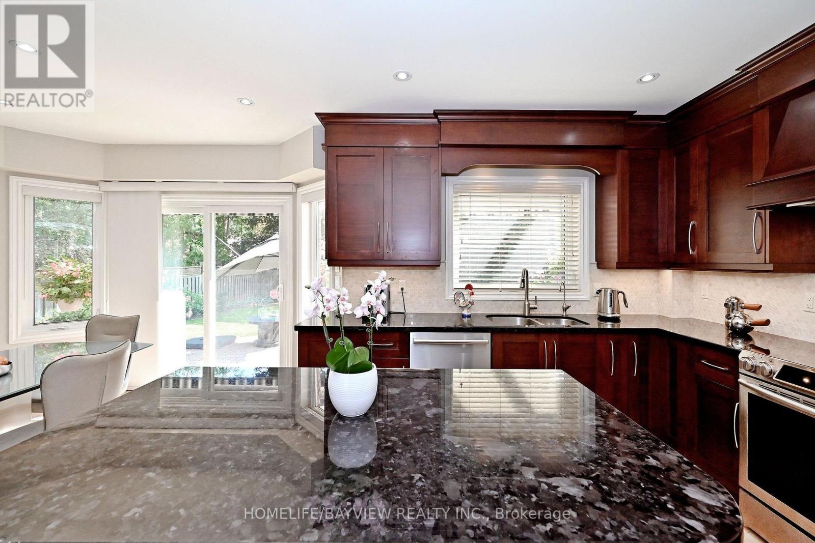58 Thornbrook Court Property Photo 19