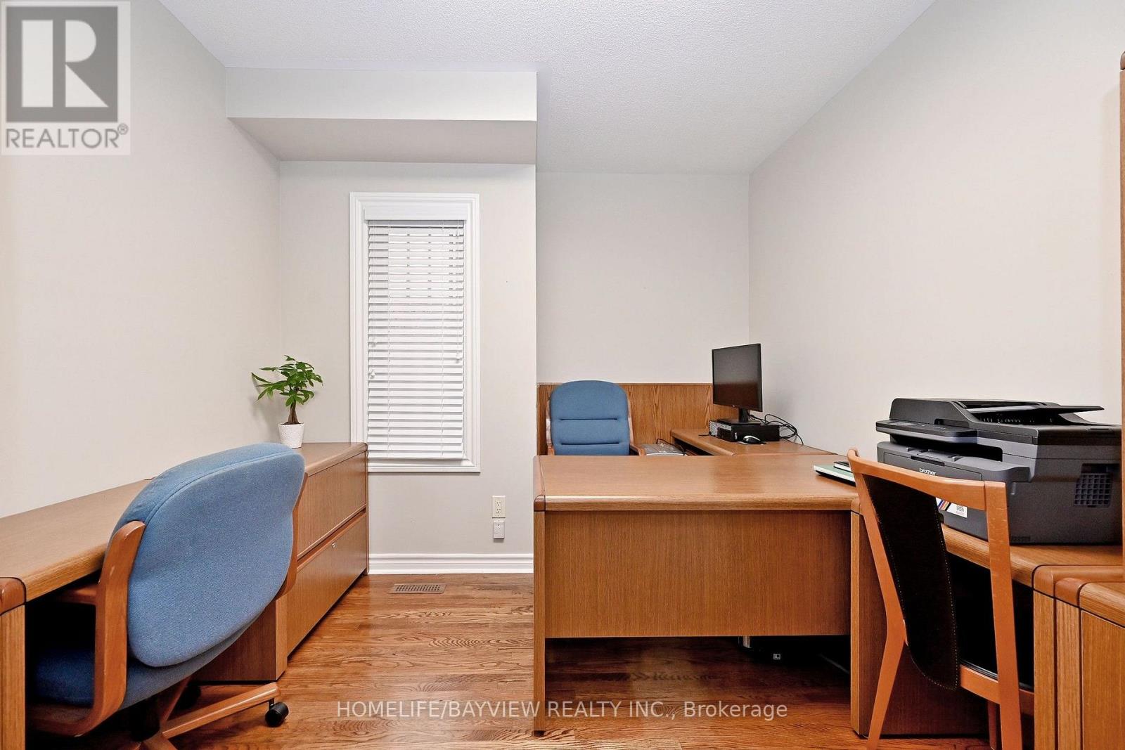 58 Thornbrook Court Property Photo 25
