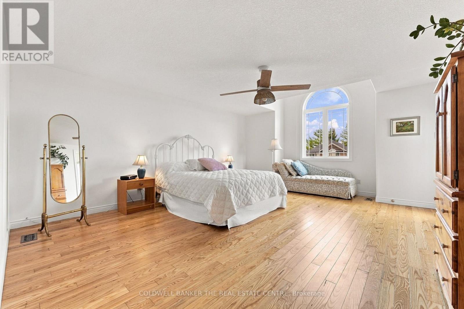 37 Stoneham Street Property Photo 12