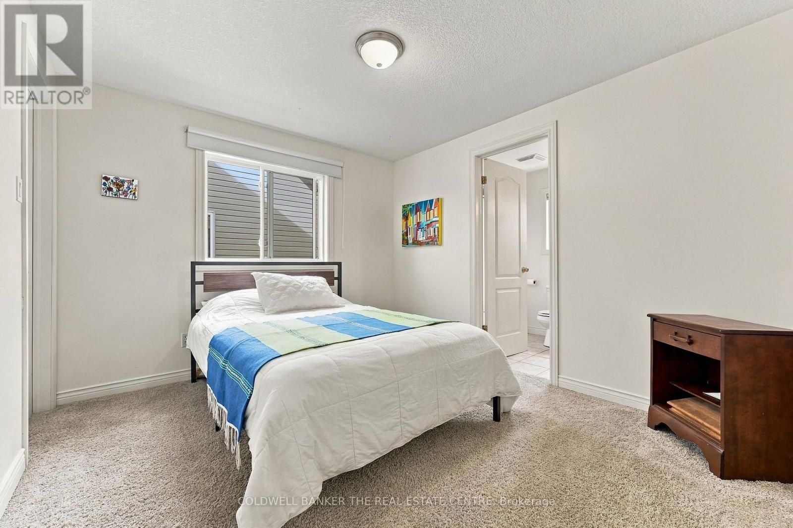 37 Stoneham Street Property Photo 19