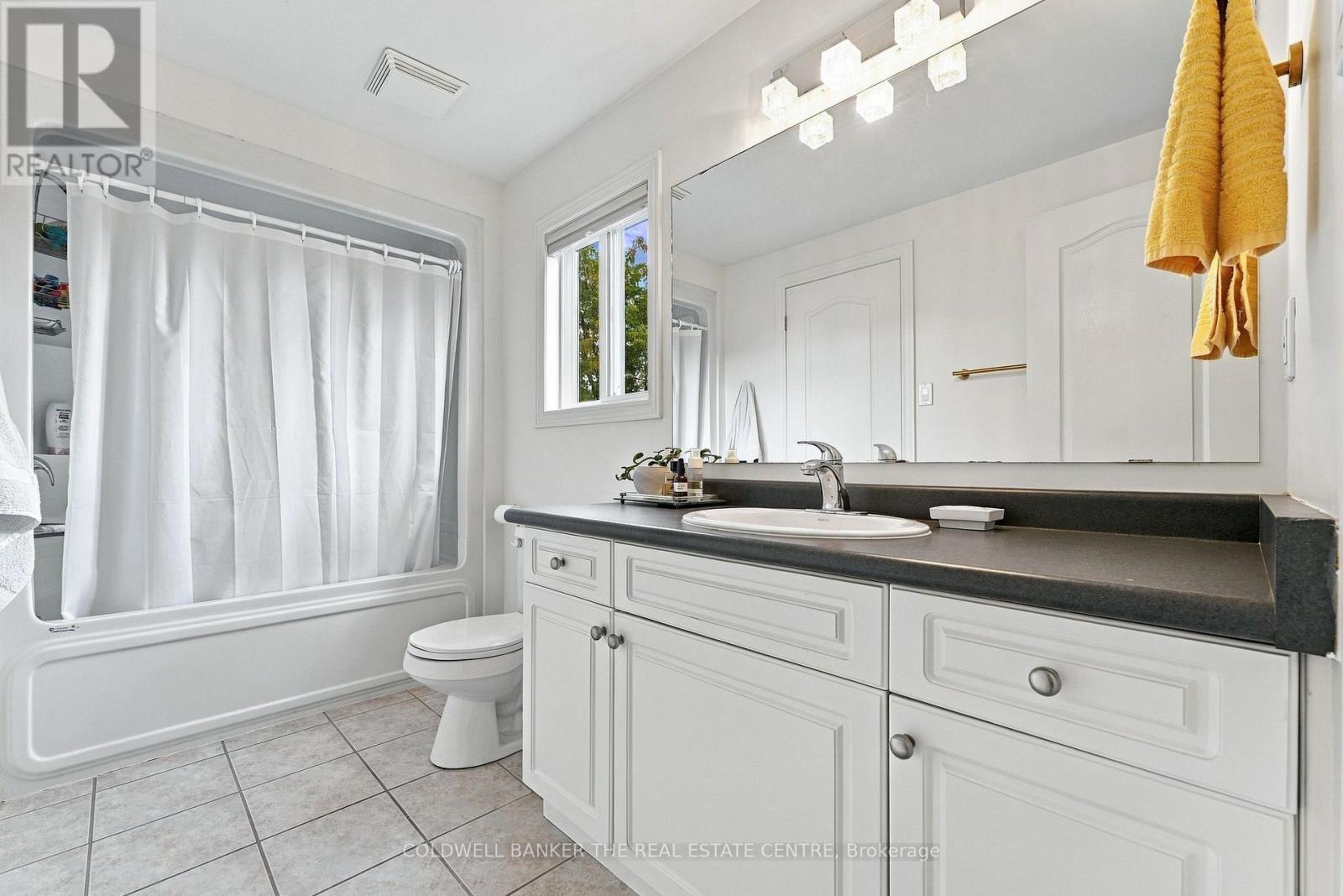 37 Stoneham Street Property Photo 20