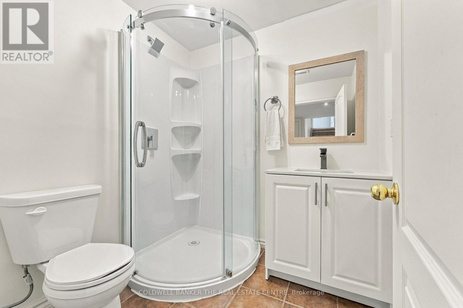 37 Stoneham Street Property Photo 28