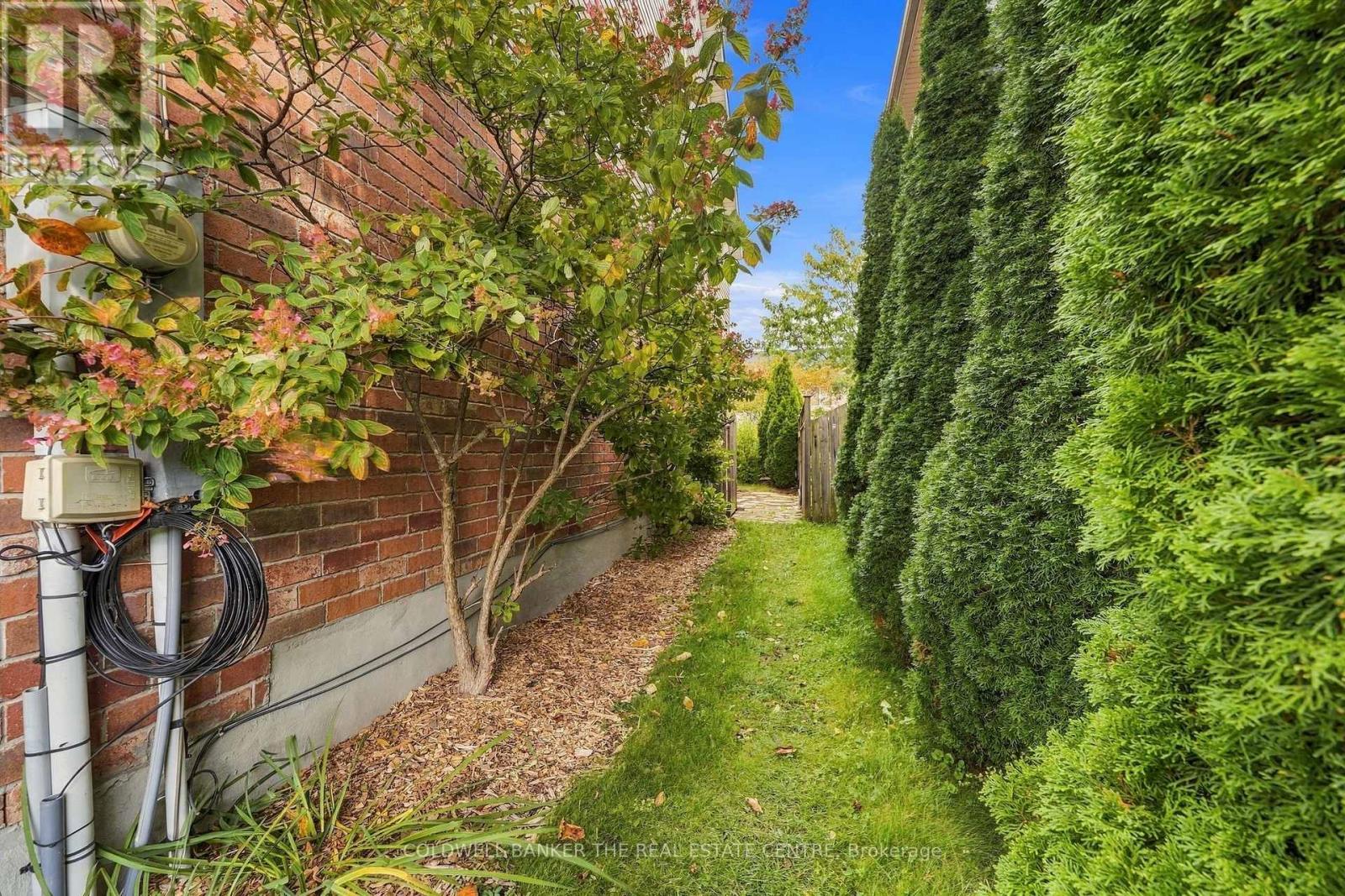 37 Stoneham Street Property Photo 29
