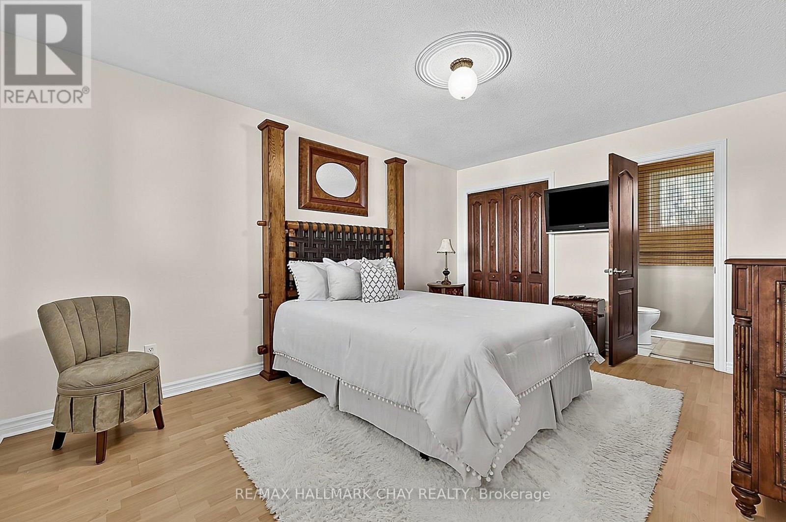 2544 Tottenham Road Property Photo 30