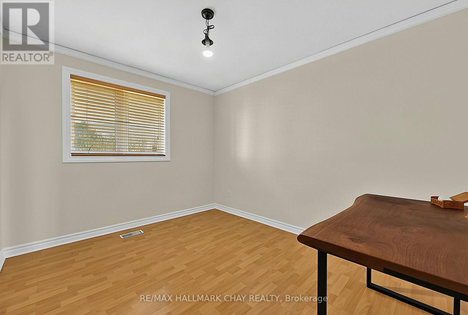 2544 Tottenham Road Property Photo 32