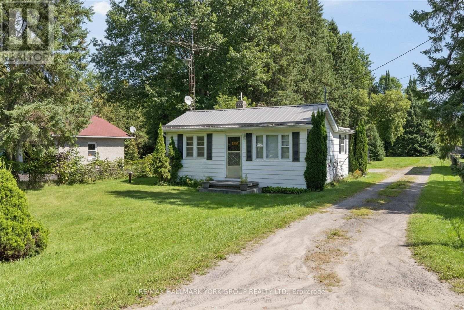 432 Catering Road Property Photo 2
