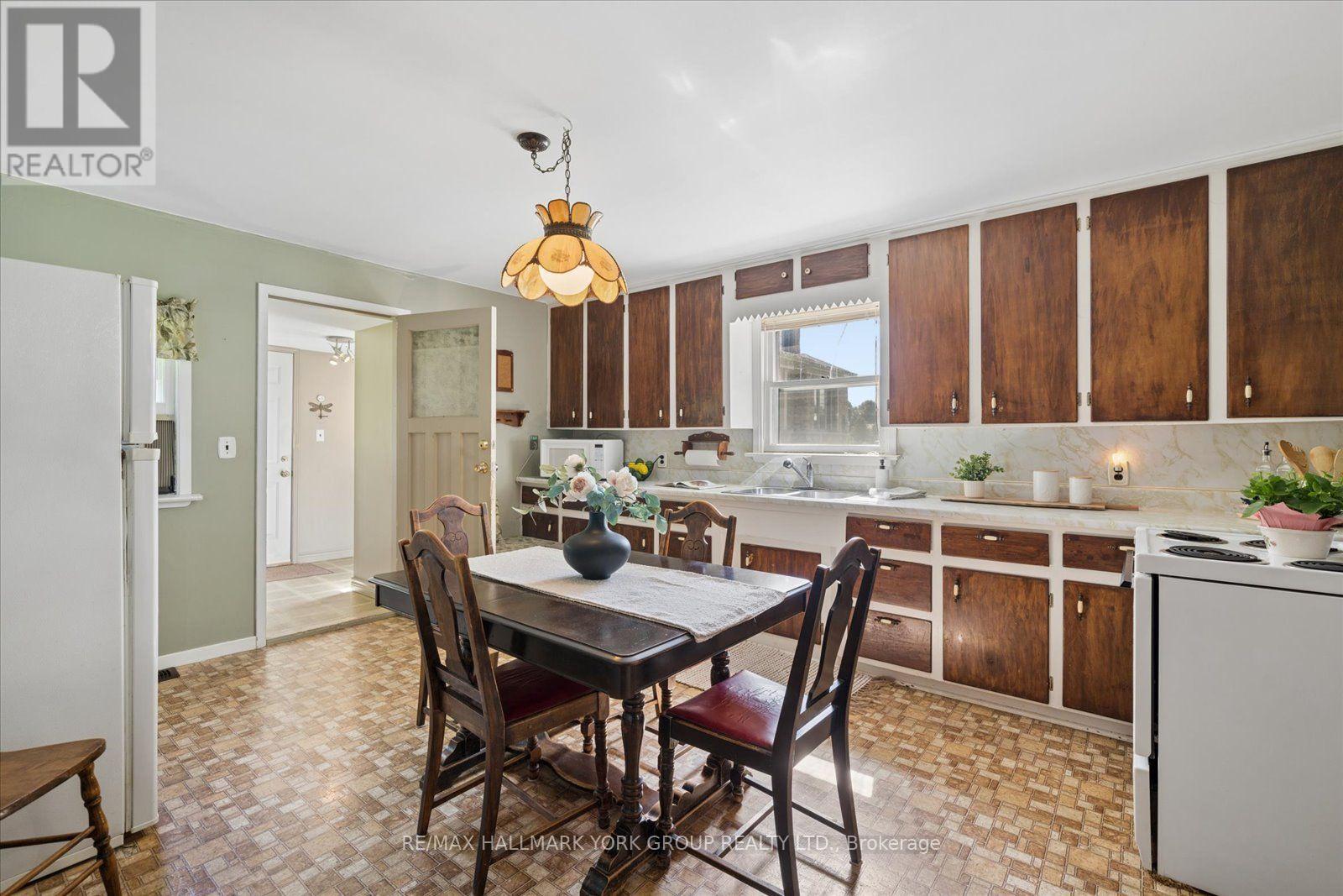 432 Catering Road Property Photo 15