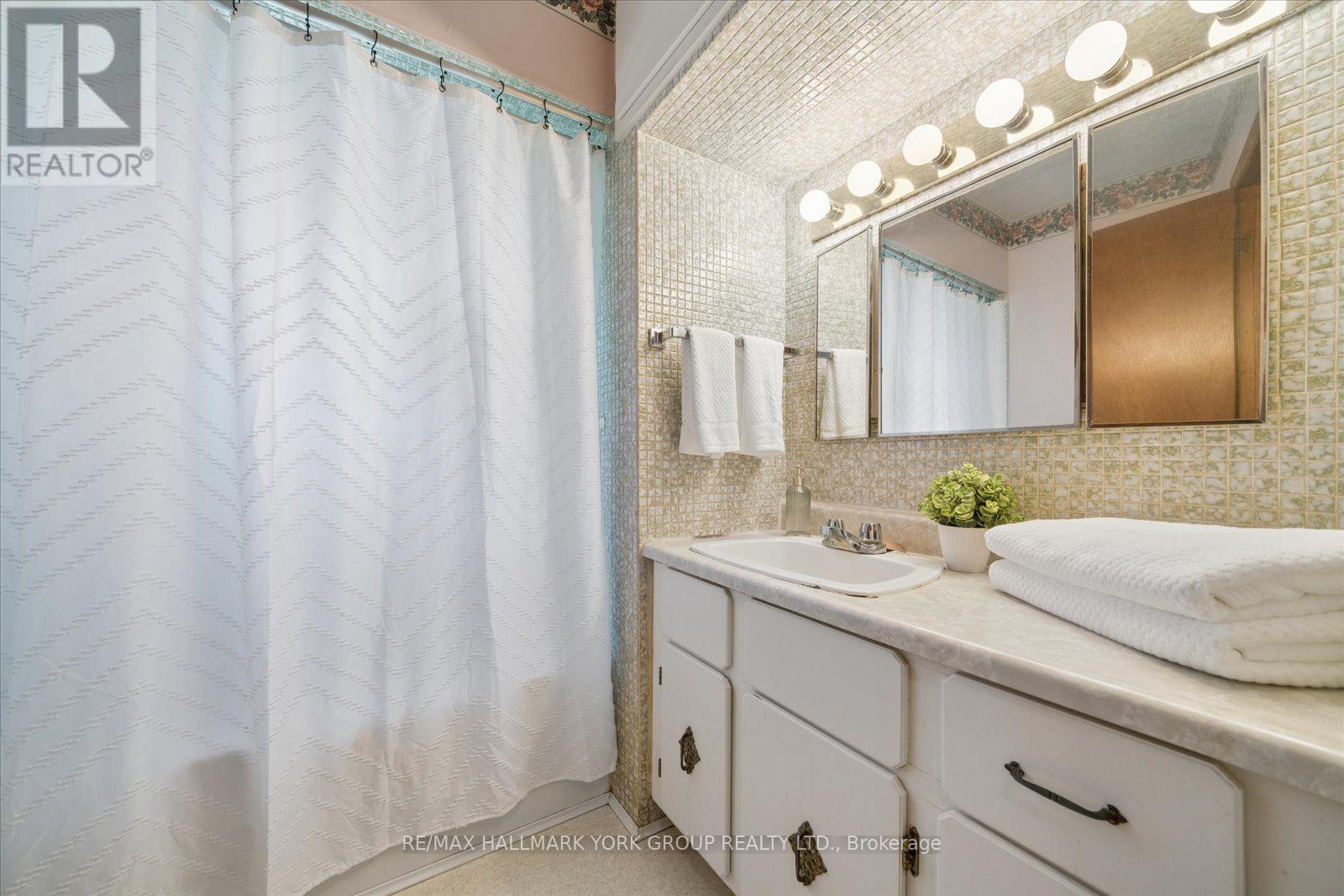 432 Catering Road Property Photo 31