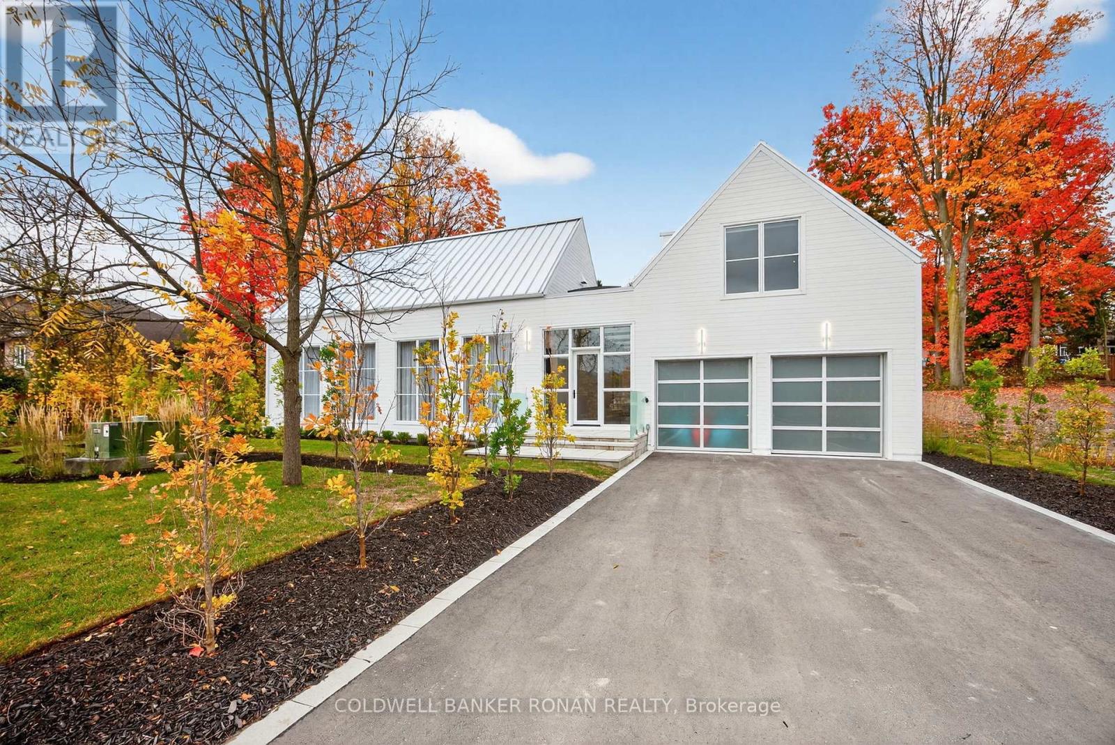 9 Gray Avenue Property Photo 1