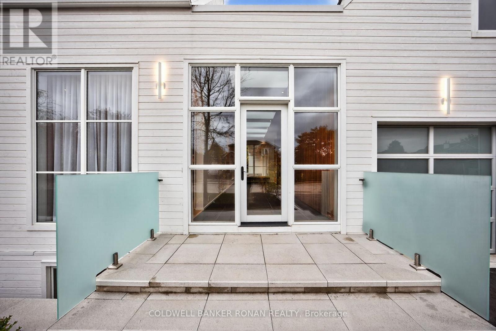 9 Gray Avenue Property Photo 6