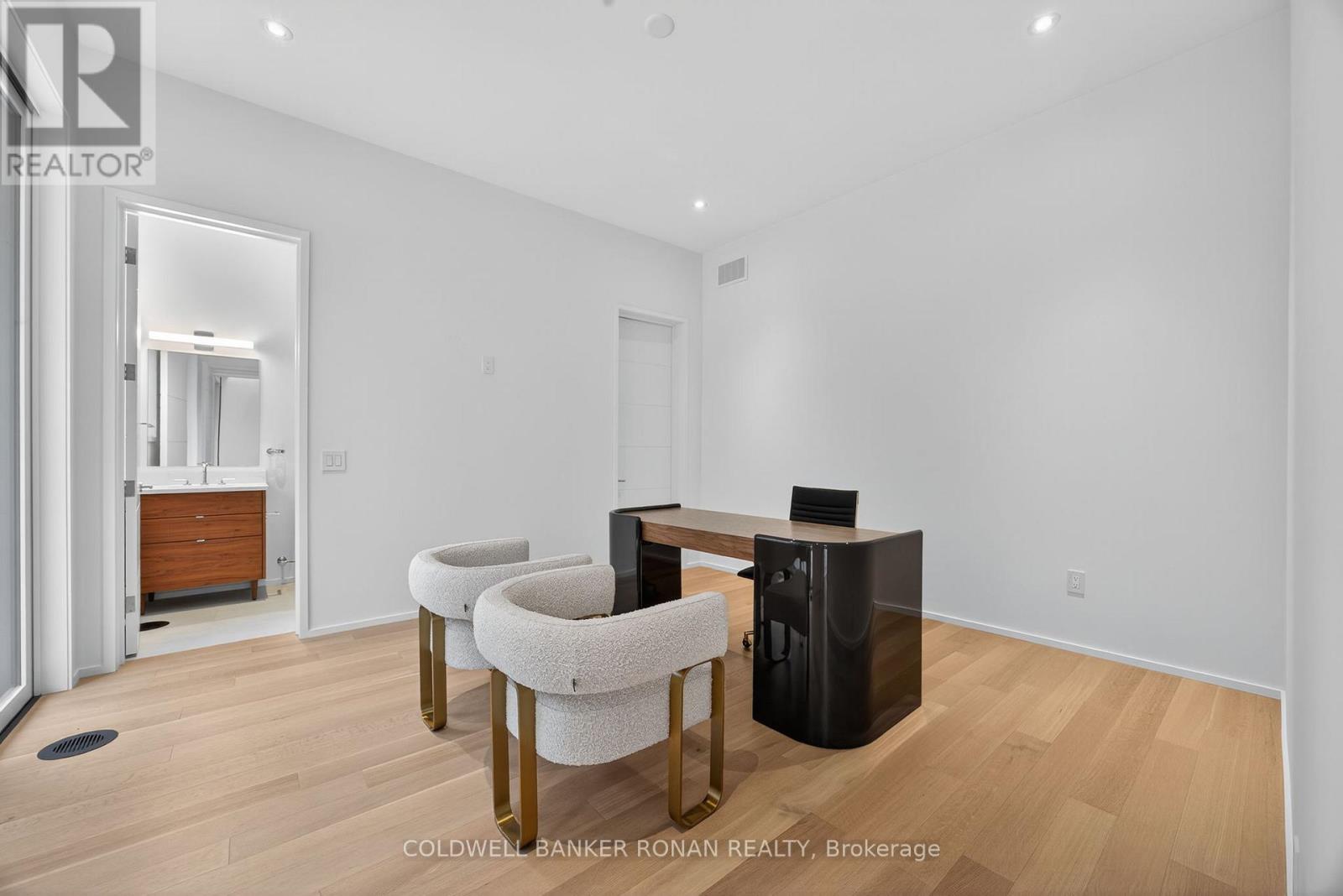 9 Gray Avenue Property Photo 25