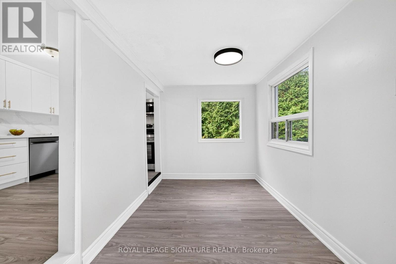 54 Farley Circle Property Photo 20