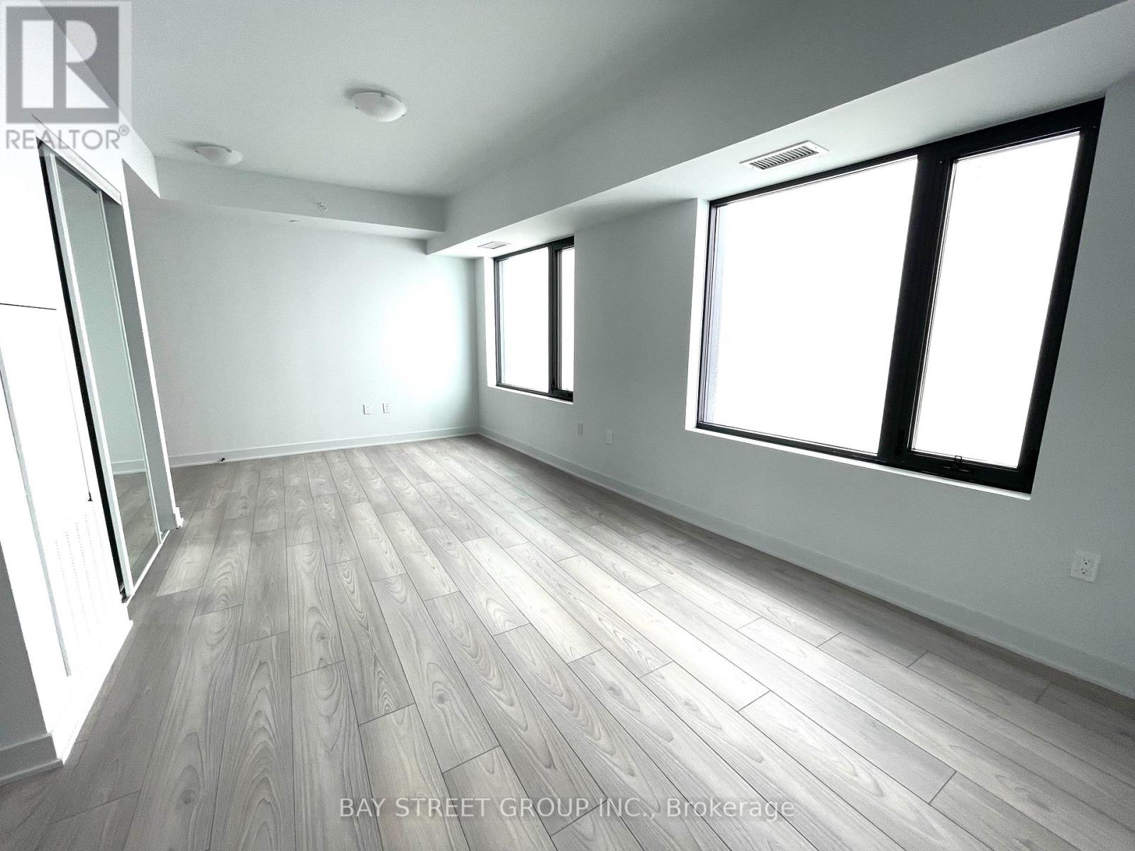 4802 - 2920 Highway 7 Road Property Photo 4