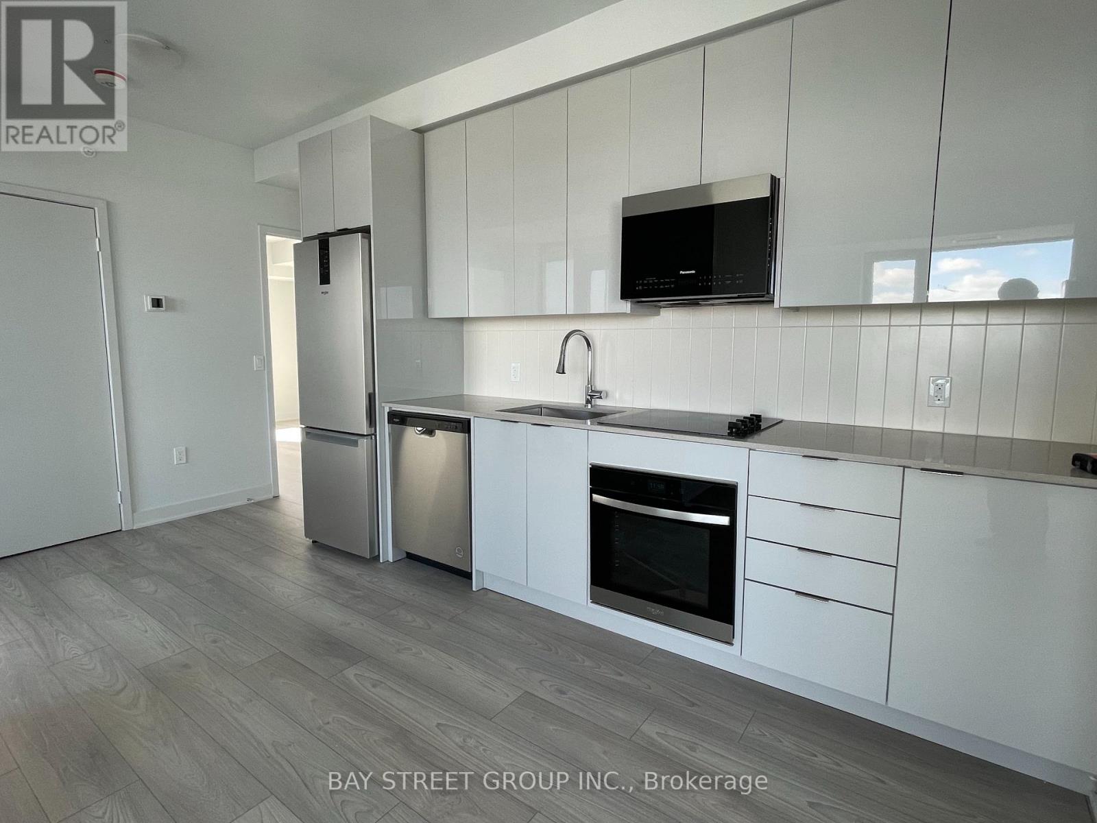 4802 - 2920 Highway 7 Road Property Photo 6