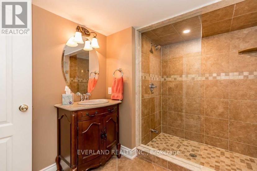 Bsmt - 159 Ivy Jay Crescent Property Photo 2