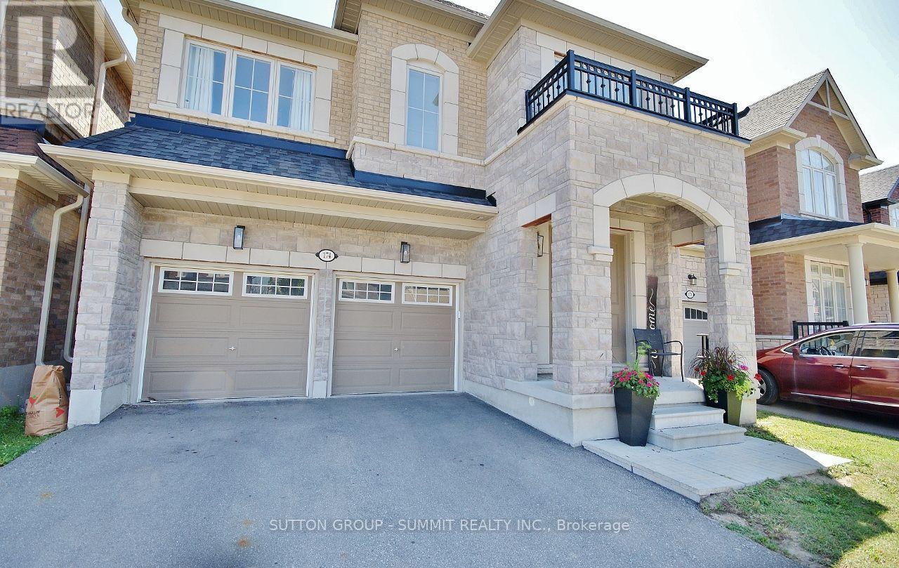 174 Stevenson Crescent Property Photo 4